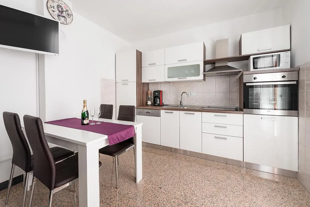 Apartments Villa Luxor Trogir Croatie
