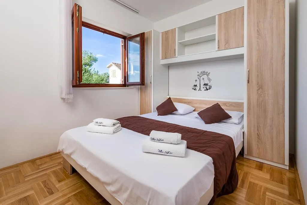 Apartments Villa Luxor Trogir